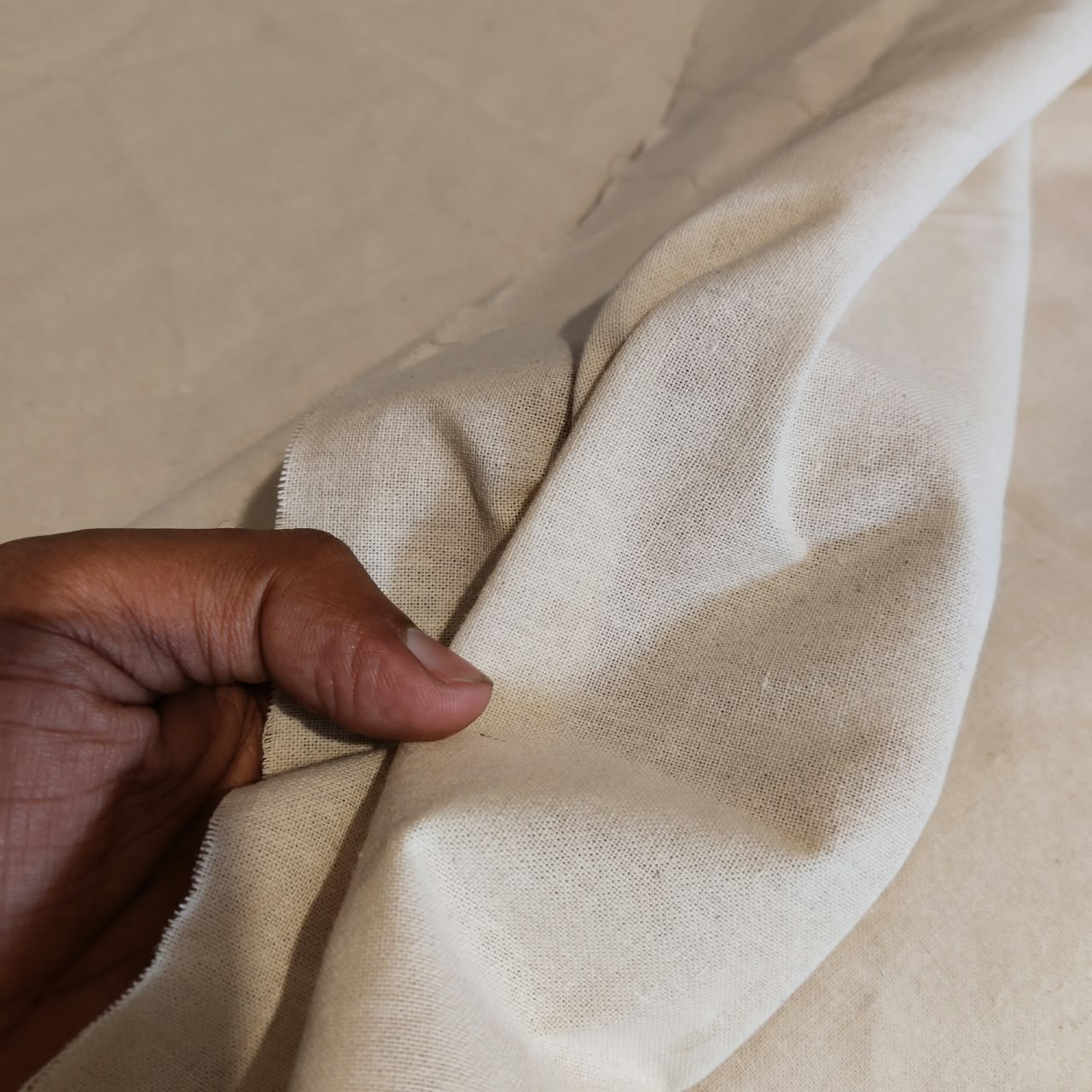 Cotto Sheeting 150gsm, Width 63 Inch
