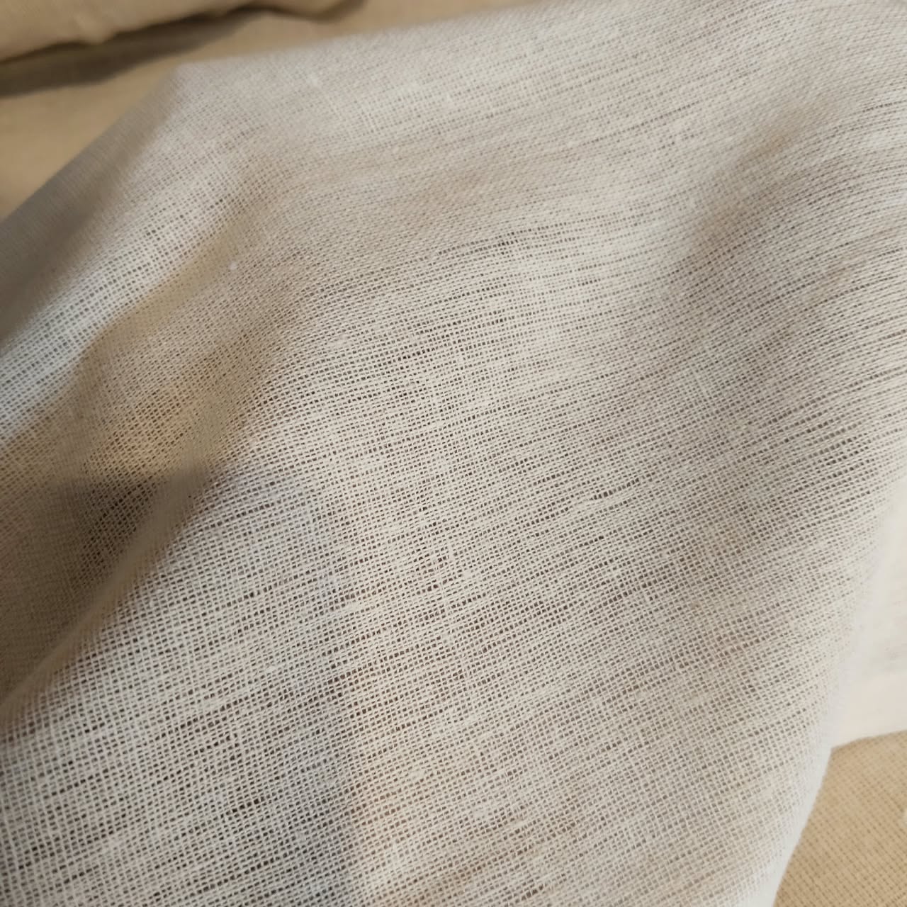 Cotto Sheeting 100gsm, Width 89 Inch