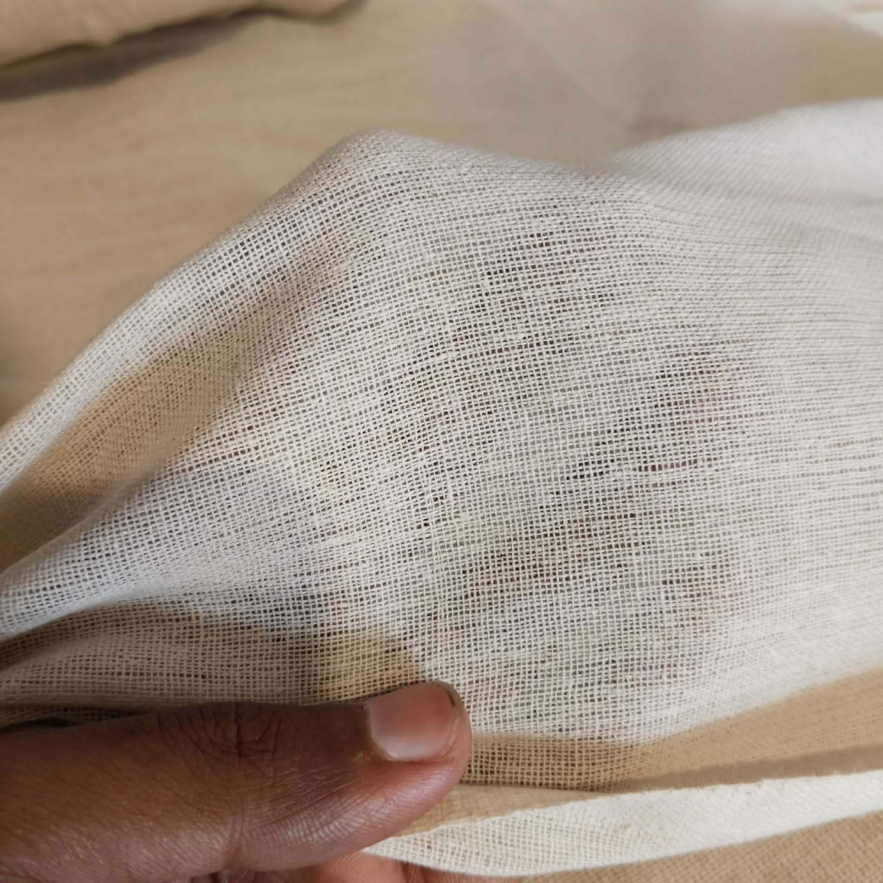 Cotto Sheeting 100gsm, Width 89 Inch