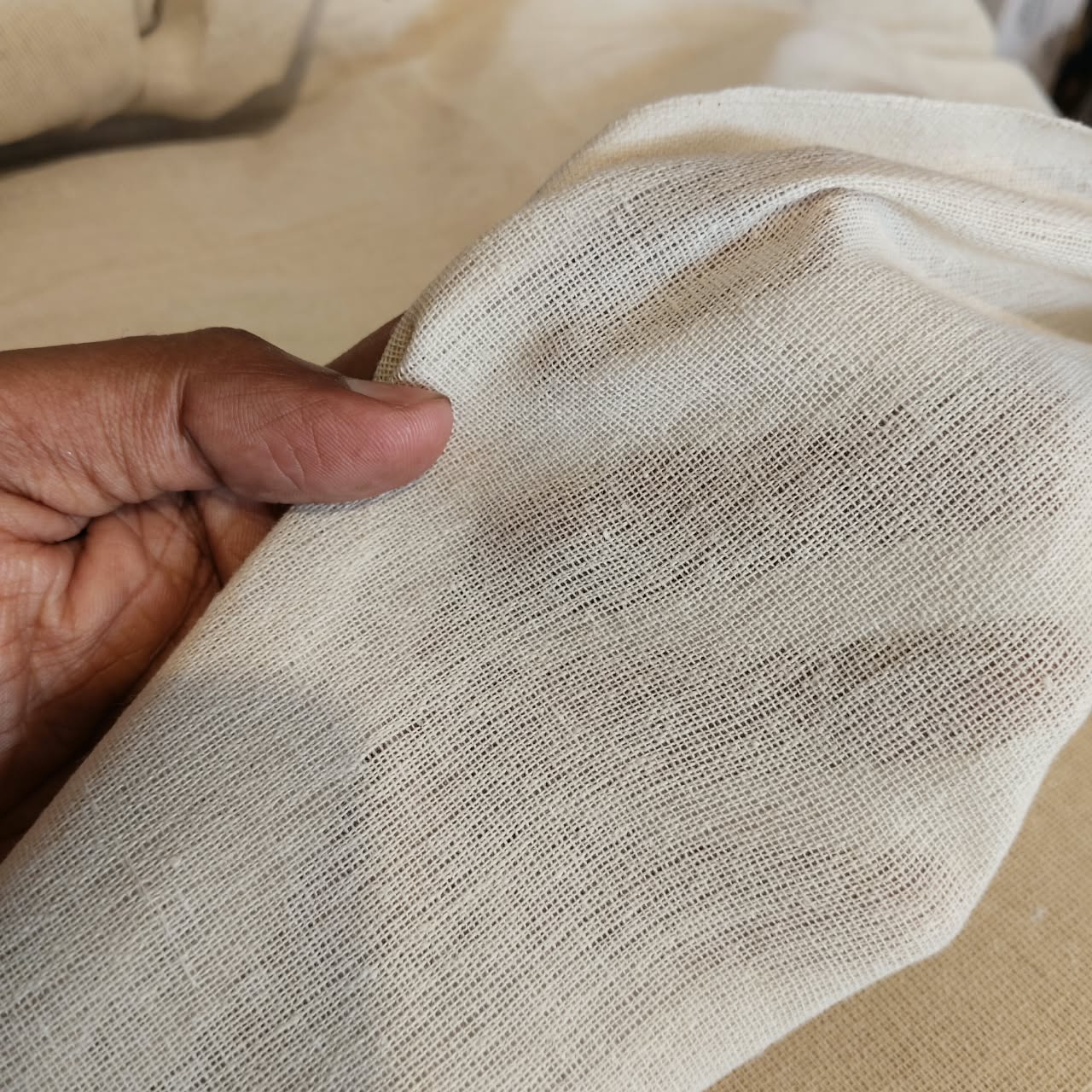 Cotto Sheeting 100gsm, Width 89 Inch